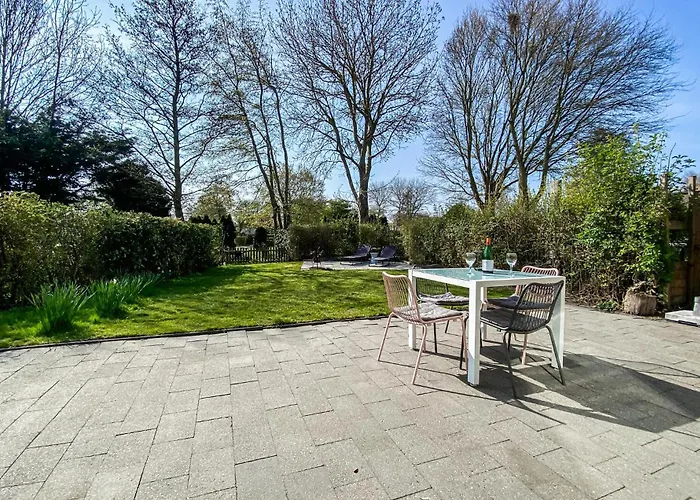 Casa vacanze Awesome In With Wifi Andijk